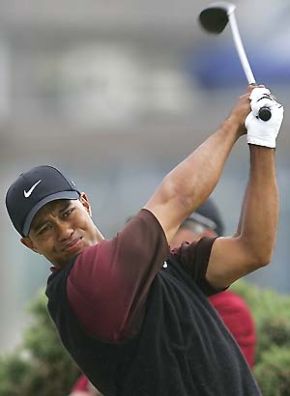 How To Swing Like Tiger Woods His Secret Gym Workout Finally